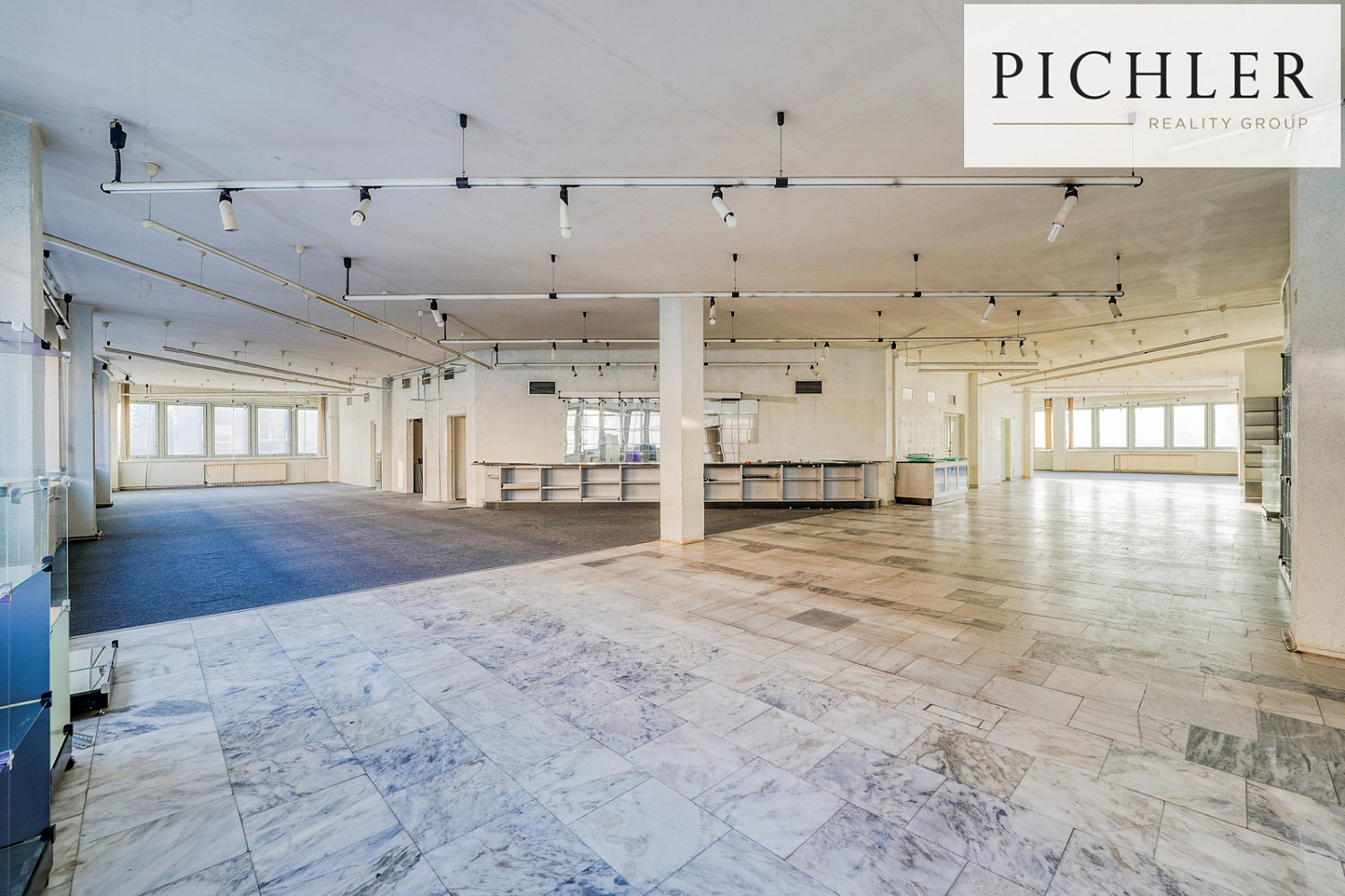 Pronájem kanceláře 650 m²