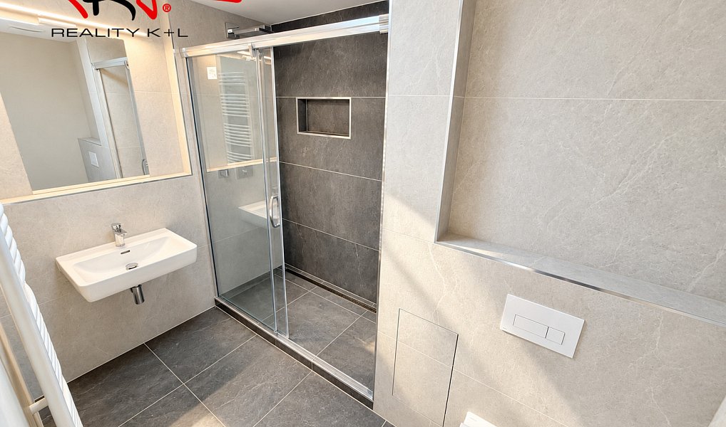 Pronájem bytu 2+kk 46 m², Praha – náhled fotky 9