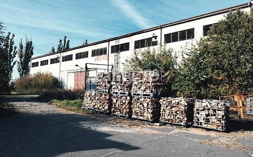 Prodej zemědělského objektu 1 195 m², Luka, okres Česká Lípa