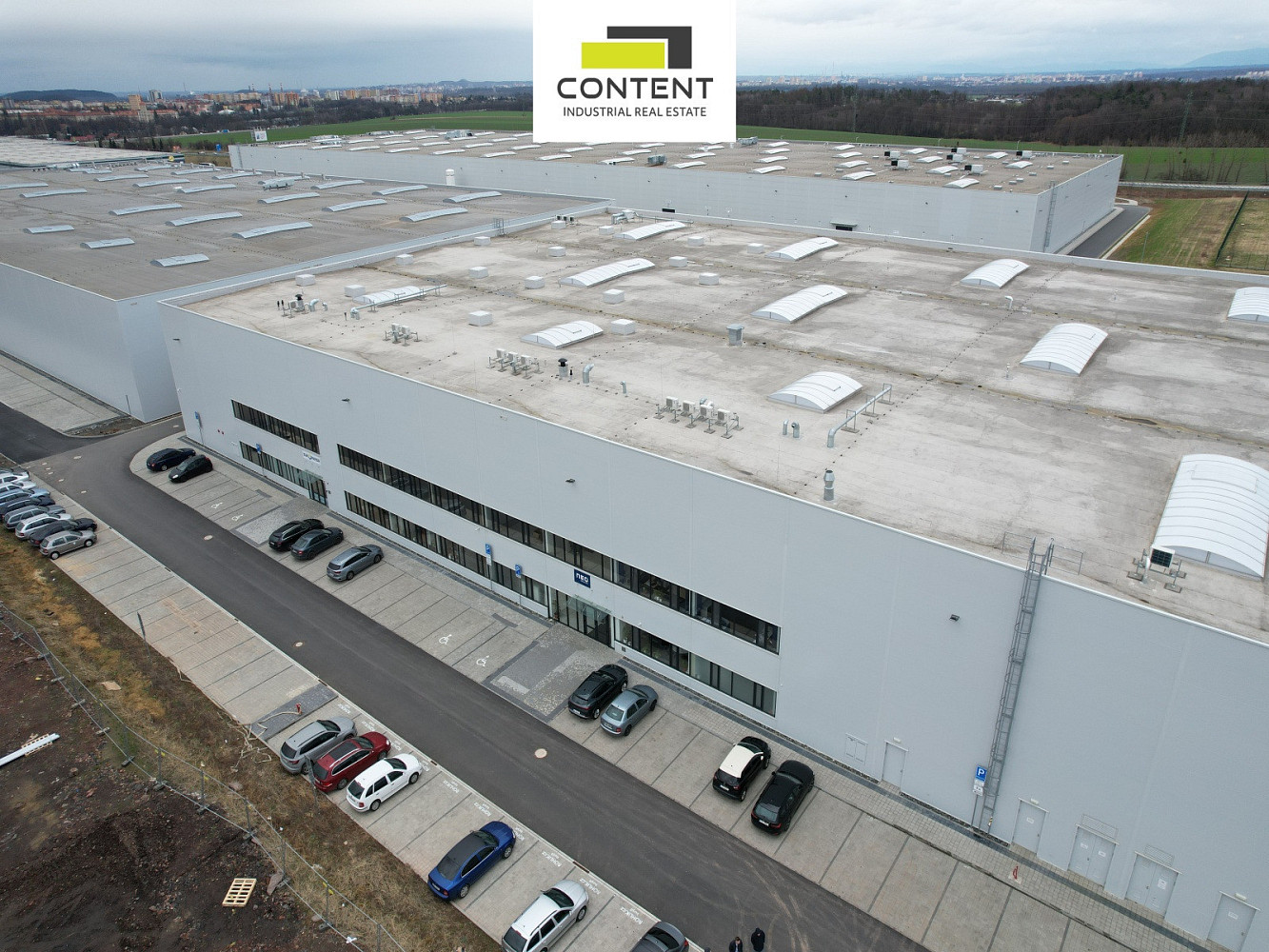 Pronájem výrobních prostor 2 000 m² – fotografie 4