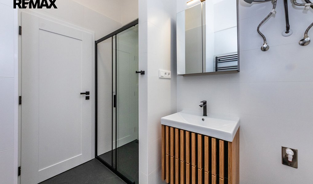 Pronájem bytu 2+kk 48 m², Praha – náhled fotky 3