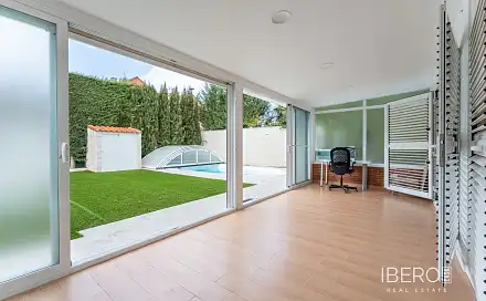 Prodej domu 304 m² s pozemkem 304 m², Rivas - Vaciamadrid, Španělsko