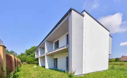 Prodej domu 77 m² s pozemkem 147 m², Hradec Králové