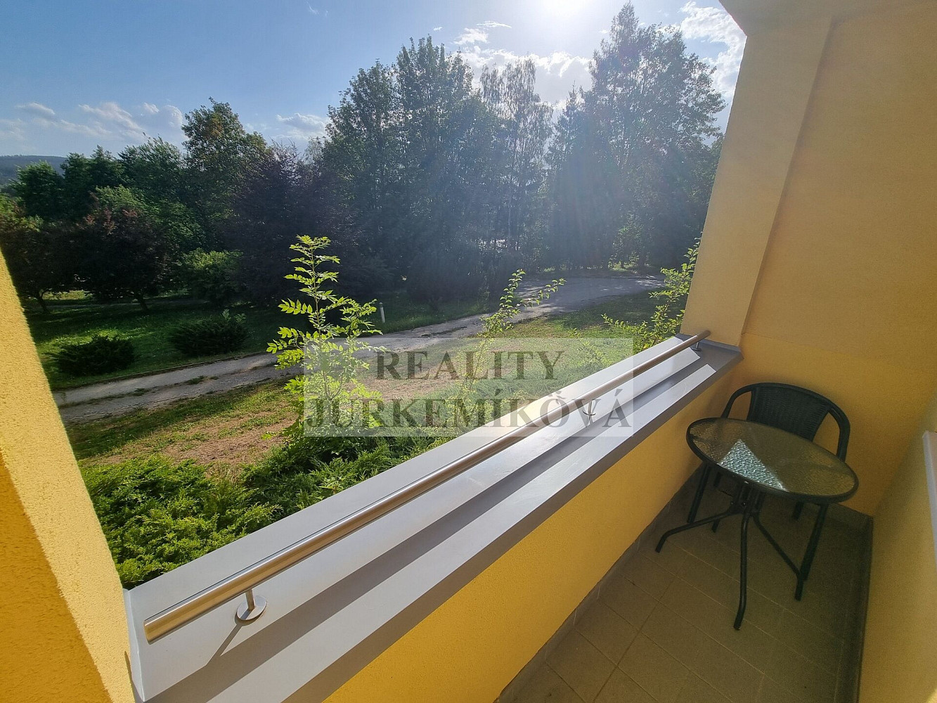 Prodej bytu 1+kk 30 m² – fotografie 3
