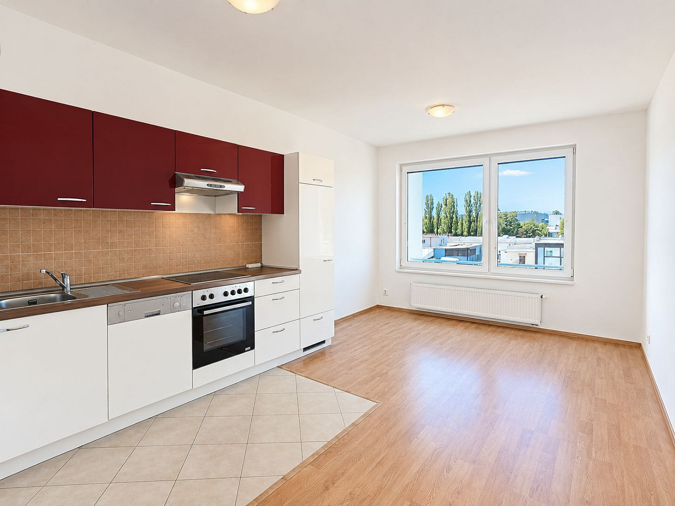 Pronájem bytu 1+kk 26 m² – fotografie 2
