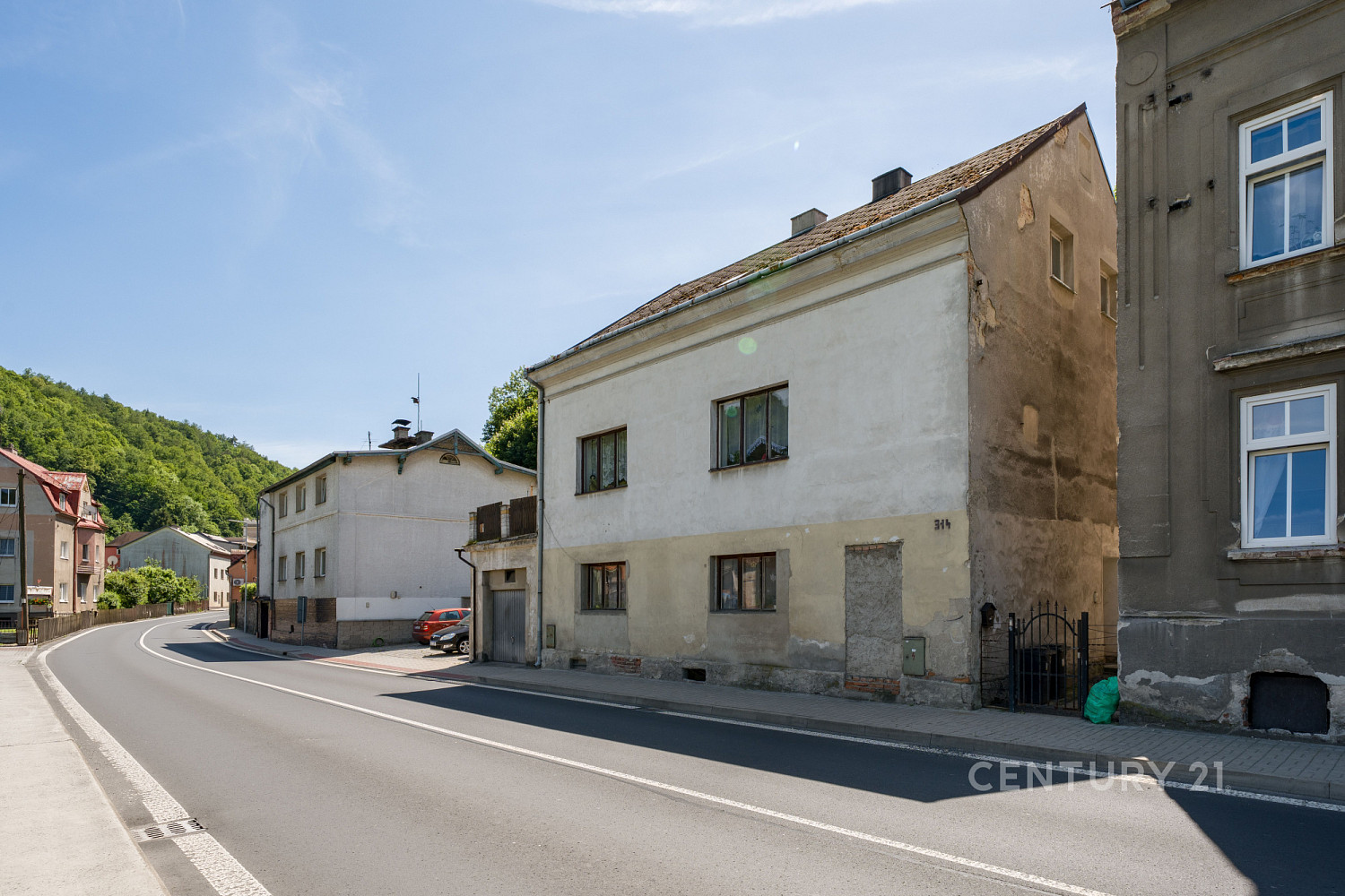 Prodej domu 244 m² s pozemkem 326 m²