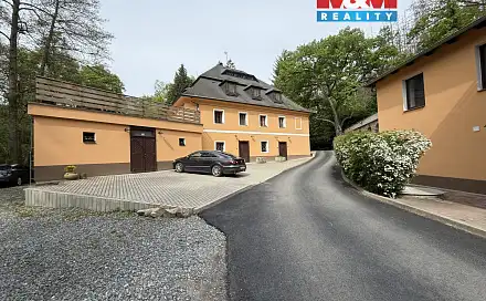 Pronájem bytu 1+kk 27 m²