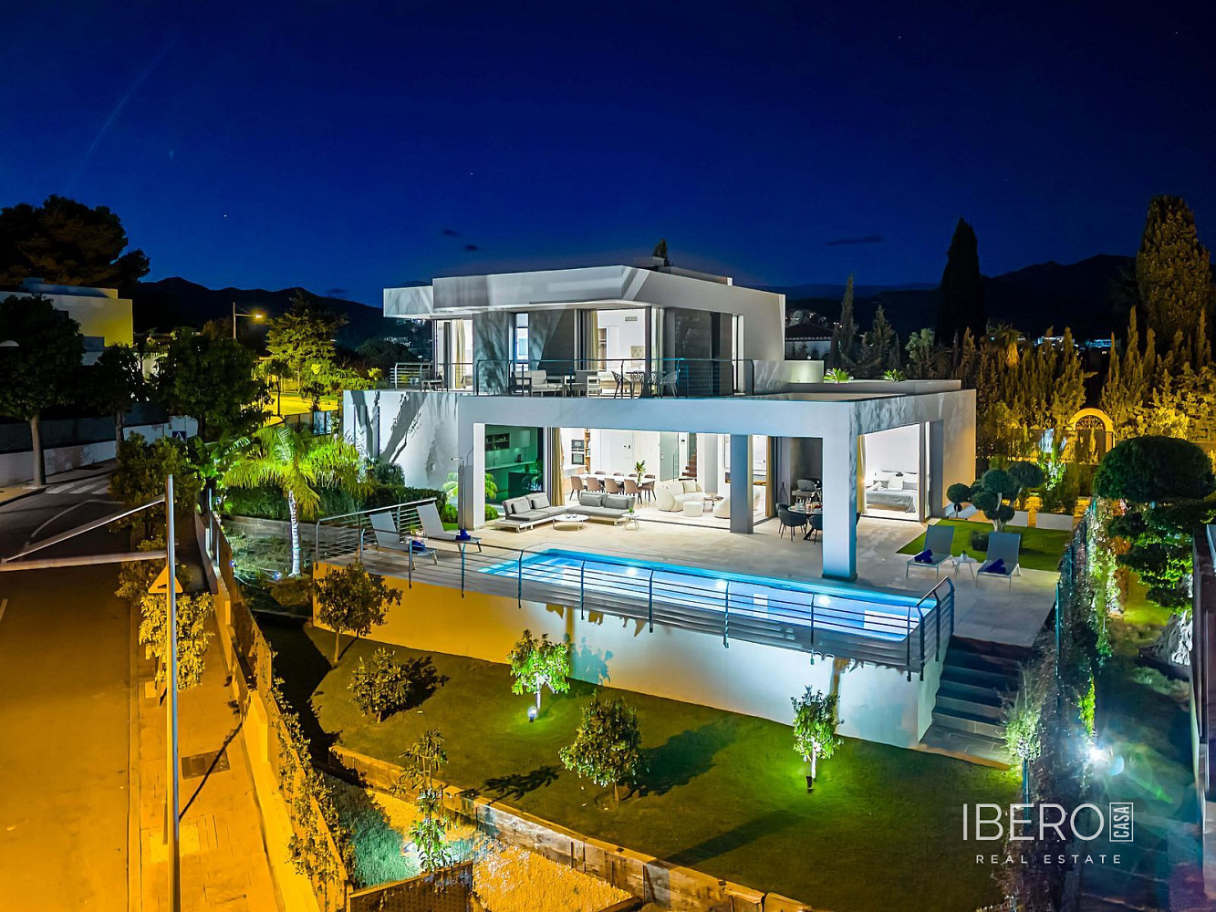 Casa 6+kk – Estepona, Main Entrance Park Beach Estepona, Cancelada - Vista 3