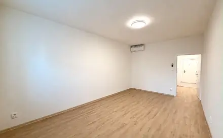 Pronájem bytu 1+1 35 m²