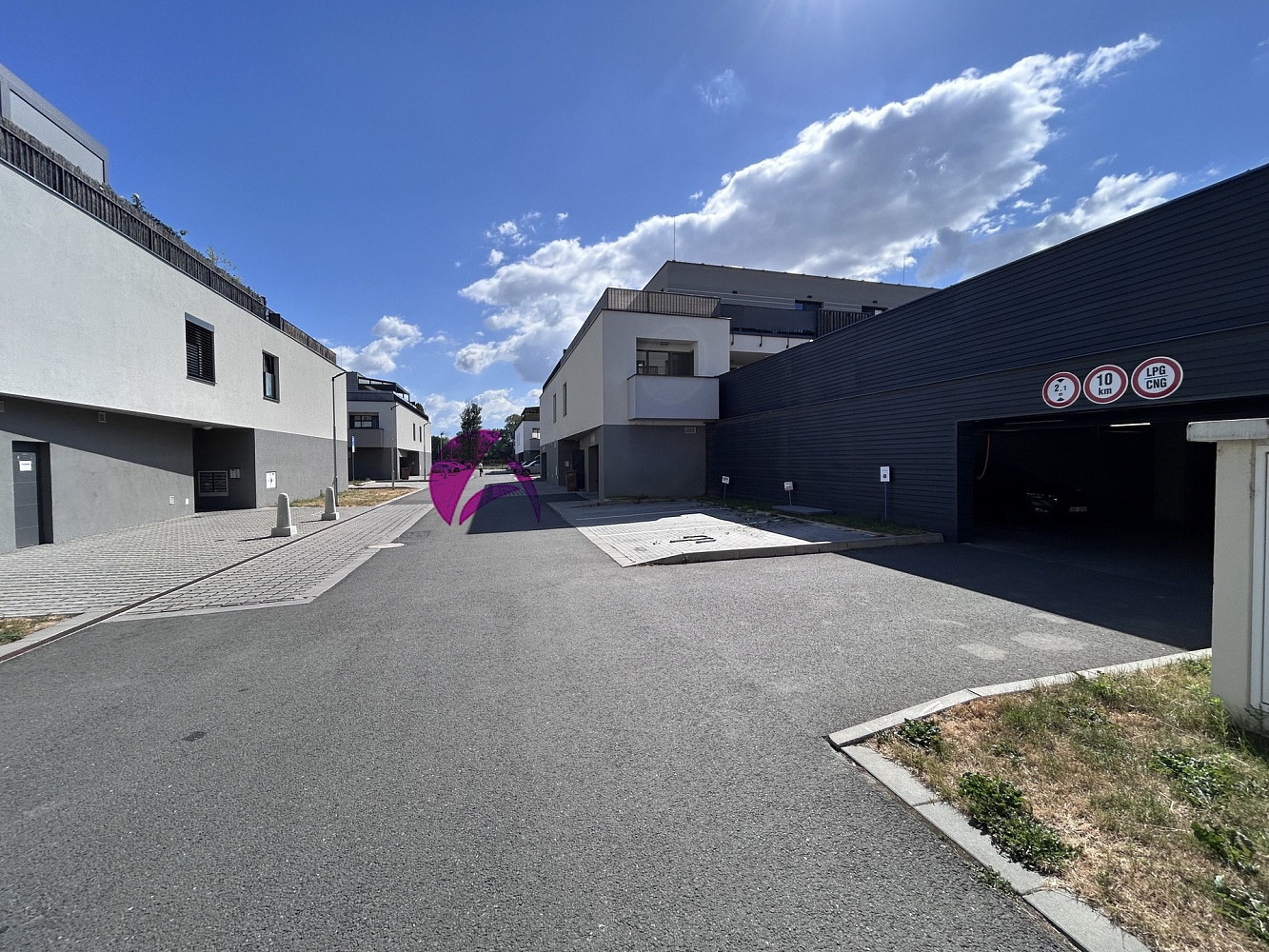 Pronájem garážové stání, 12 m² - Olomouc - Ansicht 3