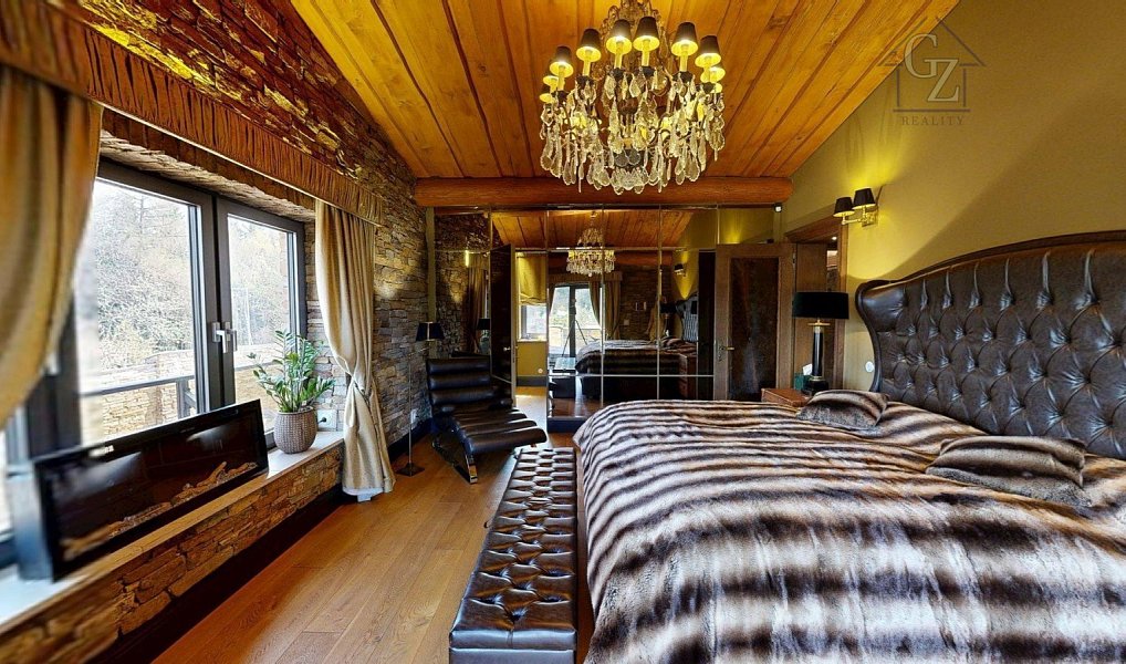 Prodej domu 800 m² s pozemkem 2 969 m², Klíny – náhled fotky 19