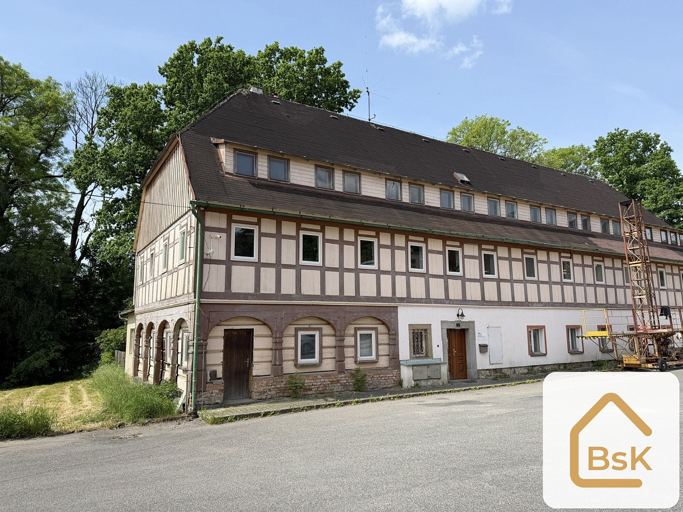 Prodej kanceláře 750 m² – fotografie 2