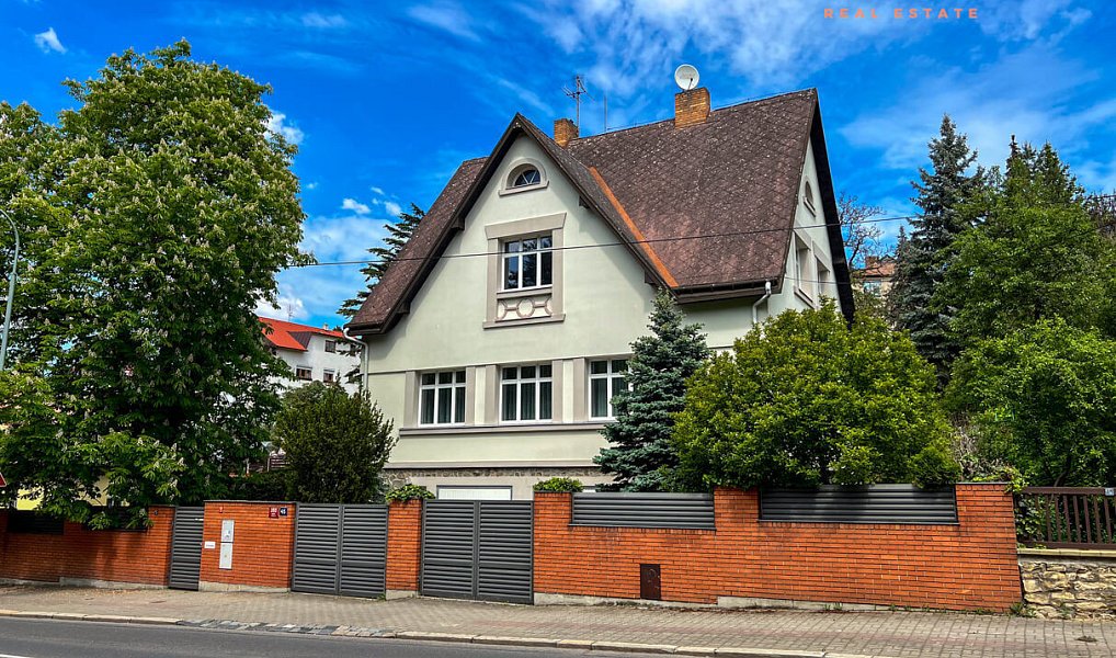 Prodej domu 312 m² s pozemkem 927 m², Praha – náhled fotky 13