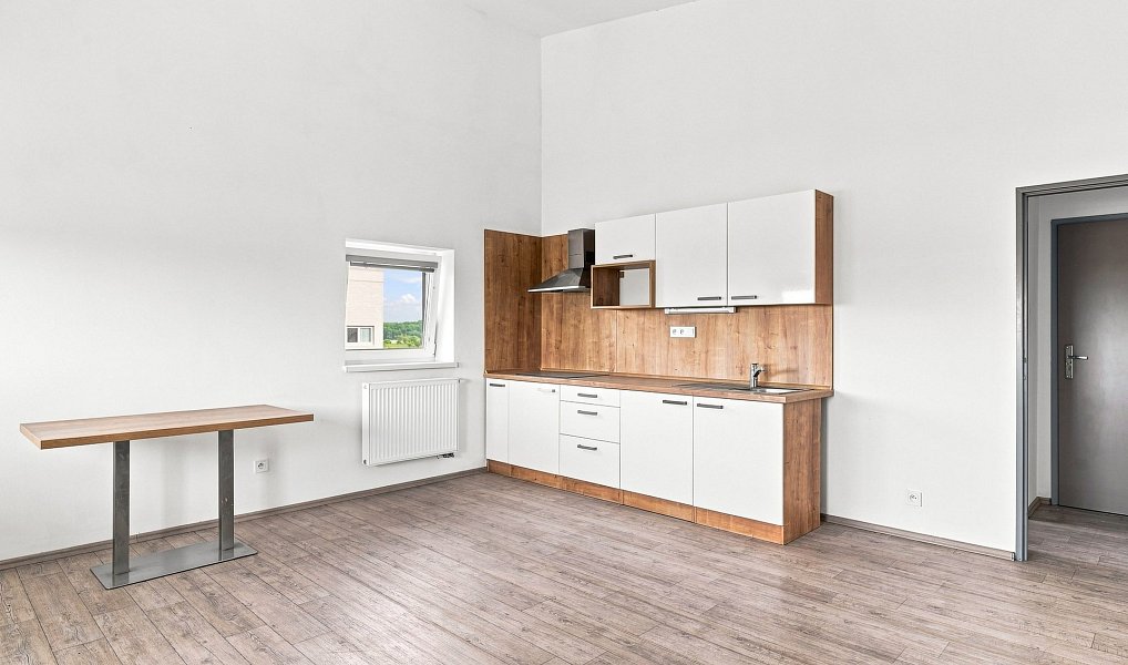 Pronájem kanceláře 1 382 m², Praha – náhled fotky 4