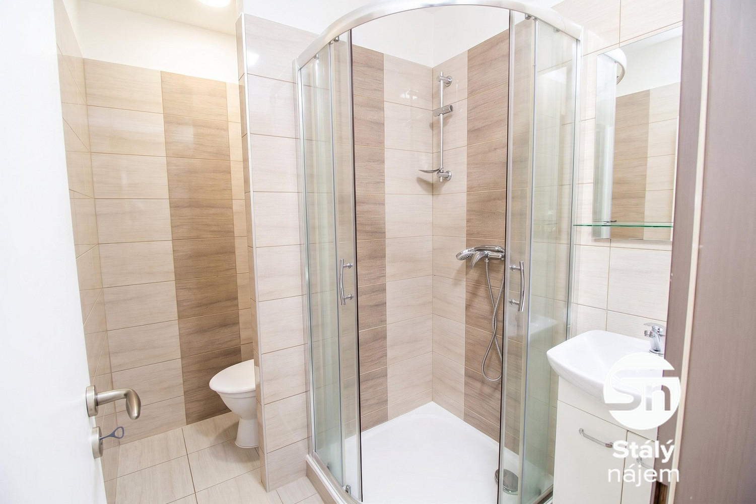 Pronájem bytu 1+kk 31 m² – fotografie 2