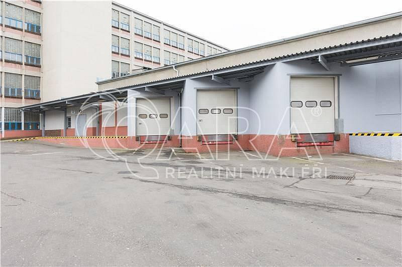 Pronájem výrobních prostor 1 840 m² – fotografie 5