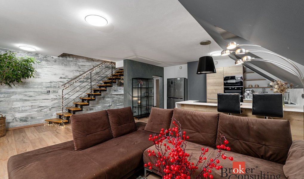 Prodej bytu 4+kk 120 m², Plzeň – náhled fotky 4