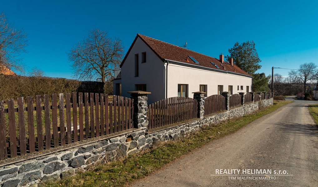 Prodej domu 260 m² s pozemkem 5 558 m², Košice – náhled fotky 45