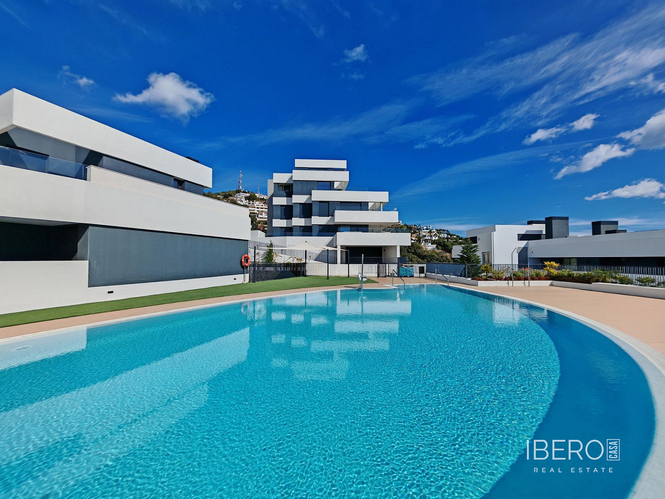 Piso 4+kk – Marbella, Rio Real
