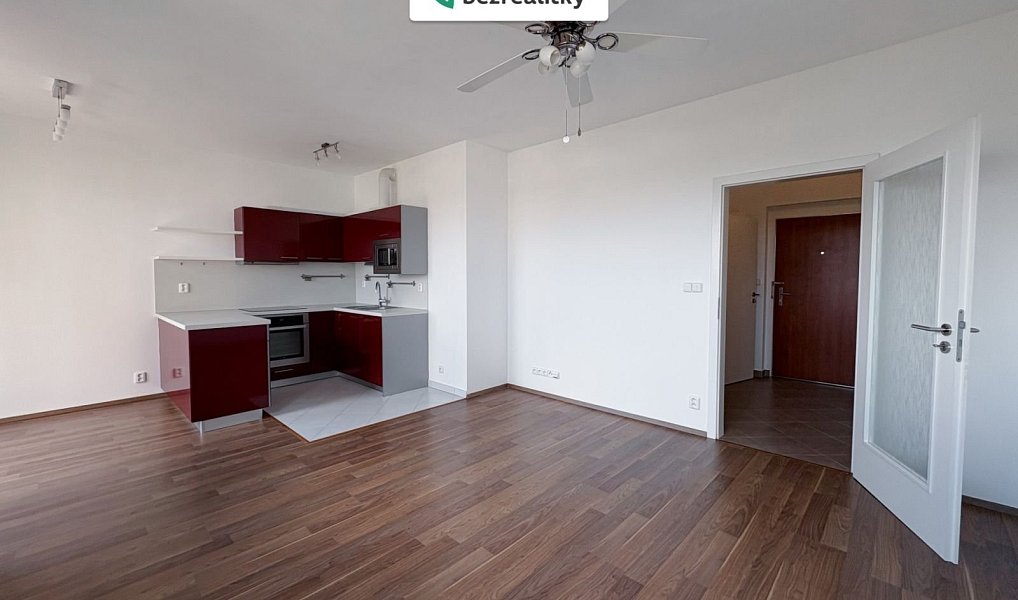 Prodej bytu 1+kk 34 m², Praha – náhled fotky 3