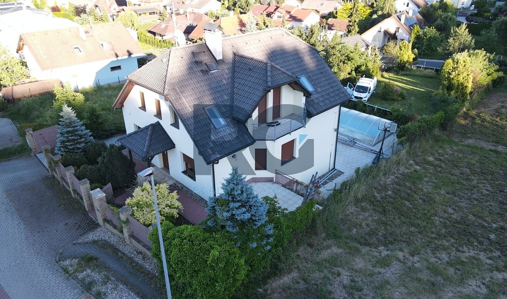 Prodej domu 226 m² s pozemkem 1 089 m², Písek – náhled fotky 35