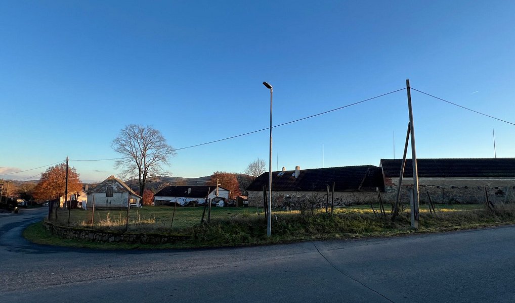 Prodej stavebního pozemku 1 000 m², Jablonná – náhled fotky 14