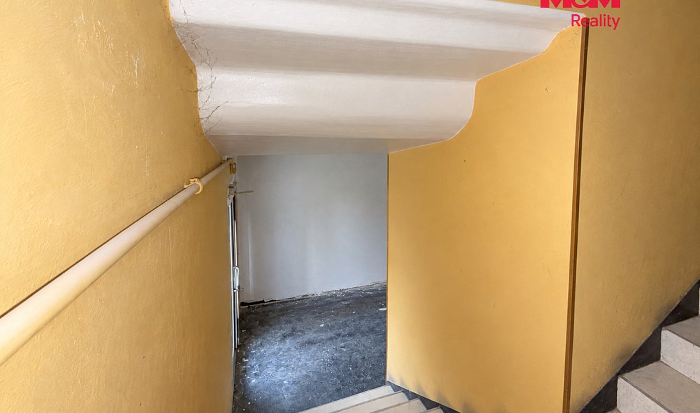 Pronájem obchodních prostor 237 m², Jesenice – náhled fotky 6