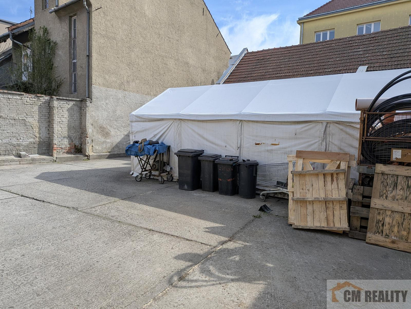 Prodej komerčního objektu (jiného typu) 300 m² – pohled 5