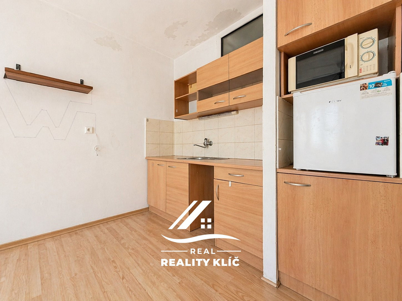 Pronájem bytu 1+kk 29 m² – pohled 2
