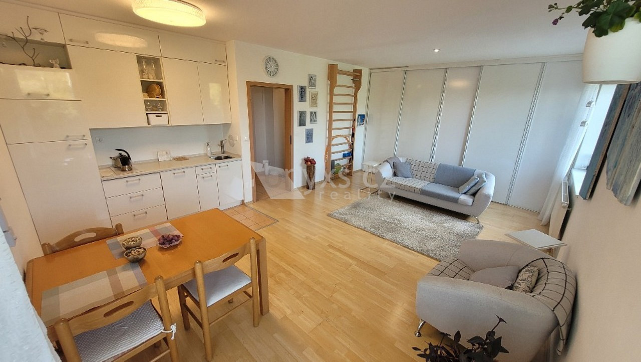 Prodej bytu 2+kk 64 m²