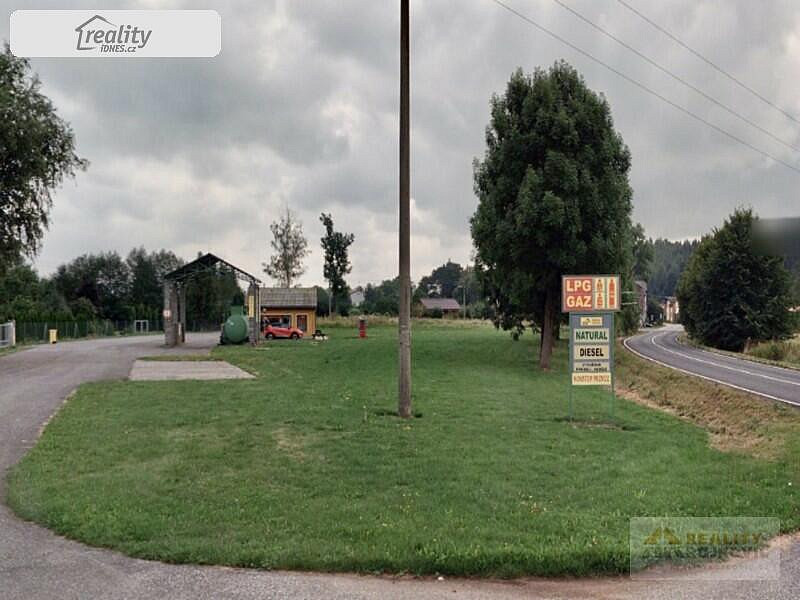 Prodej komerčního pozemku 2 000 m²