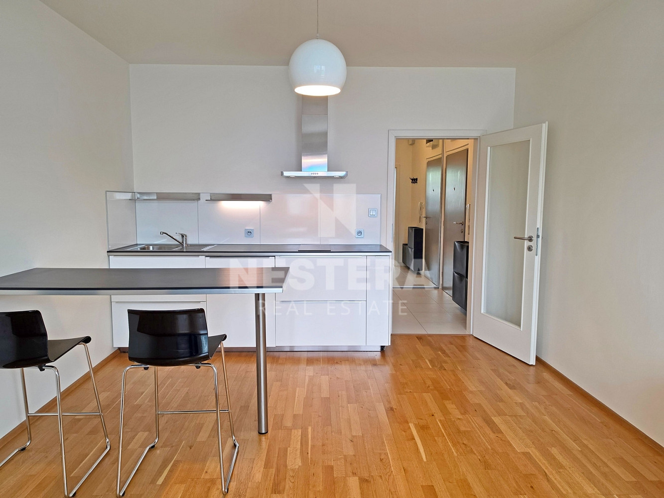 Pronájem bytu 1+kk 31 m² — photo 3
