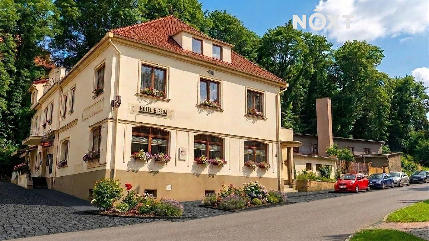 Prodej komerčního objektu (jiného typu) 1 100 m² — photo 2