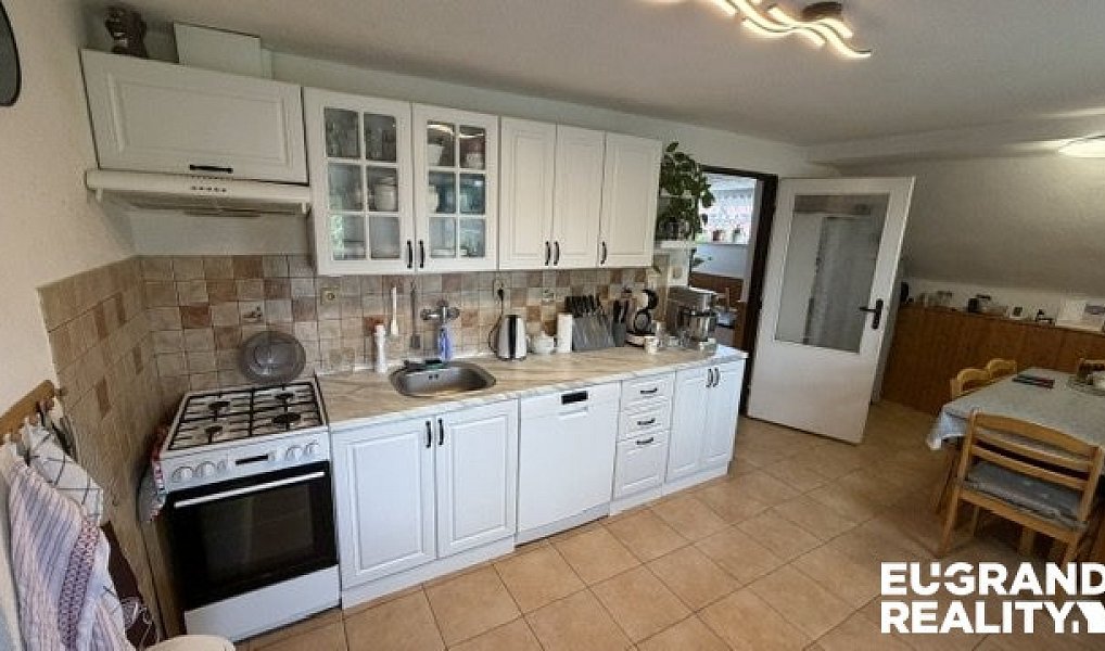 Prodej domu 320 m² s pozemkem 2 286 m², Staré Křečany – náhled fotky 11