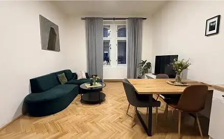 Pronájem bytu 2+kk 60 m²