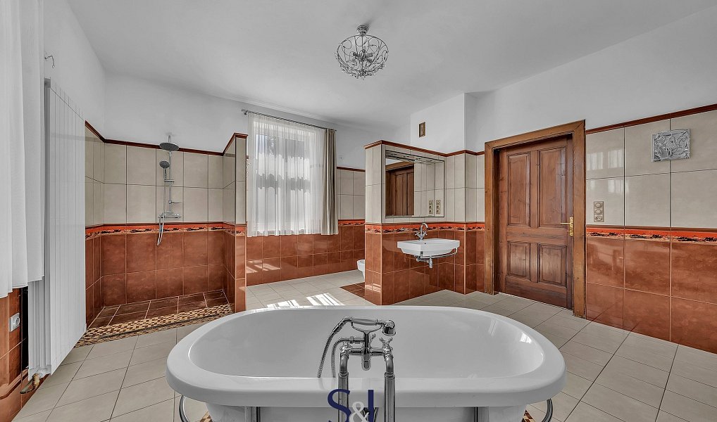 Prodej domu 320 m² s pozemkem 2 236 m², Rumburk – náhled fotky 29