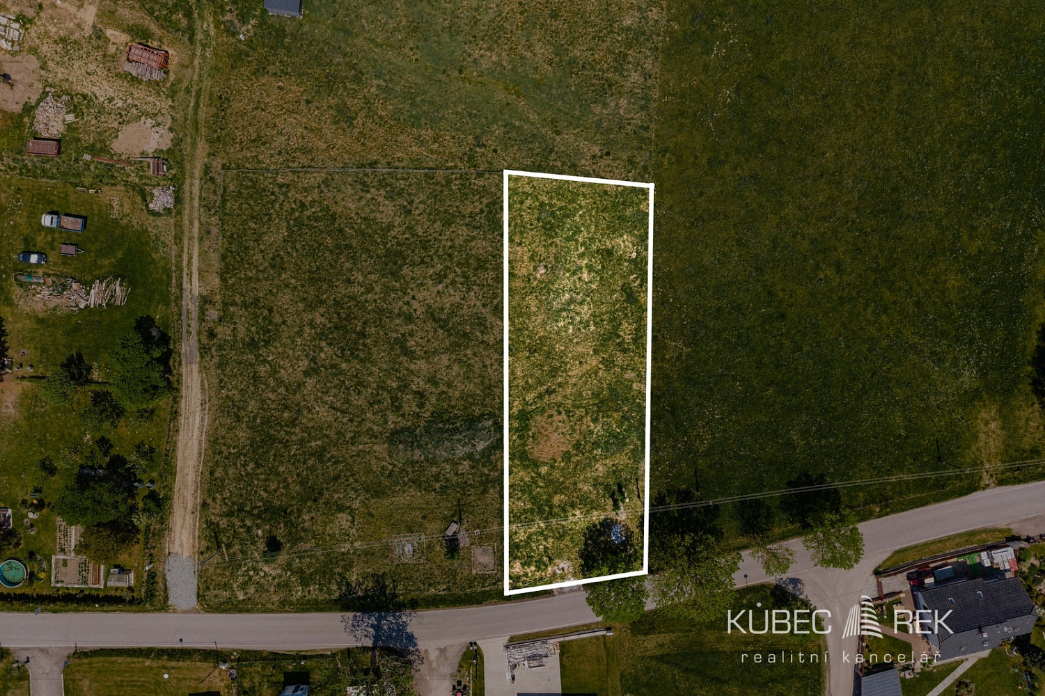 Prodej stavebního pozemku 1 559 m² – fotografie 5