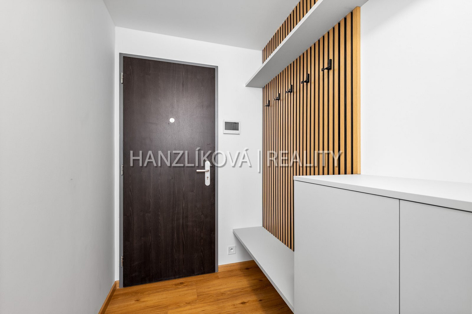 Pronájem bytu 3+kk 75 m² — photo 5
