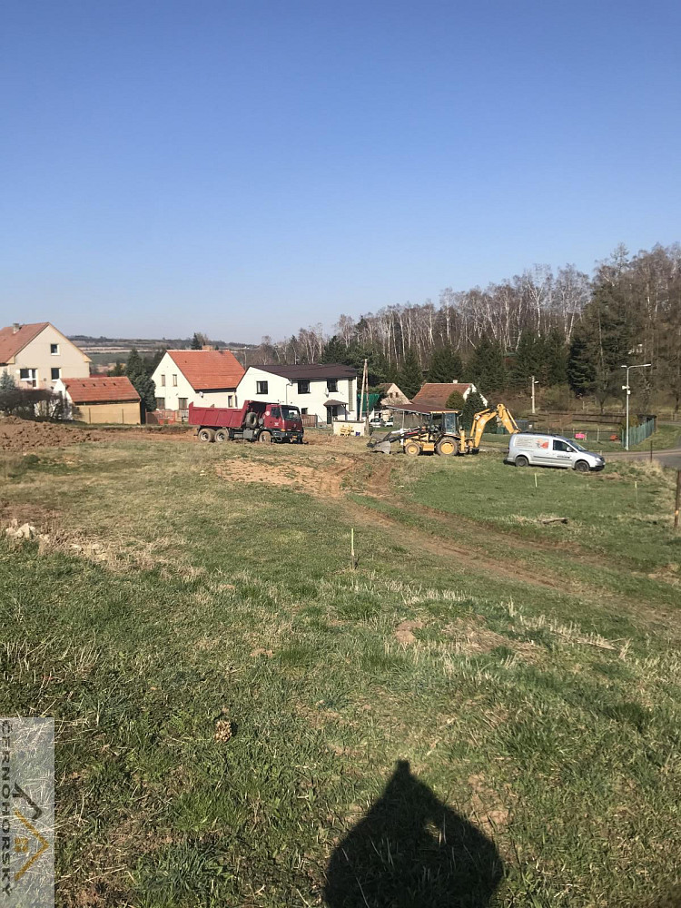 Prodej stavebního pozemku 1 961 m² – fotografie 4