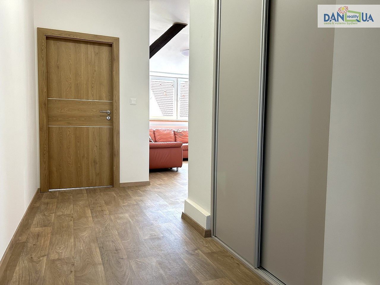Pronájem bytu 3+kk 60 m² – fotografie 3