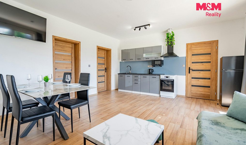 Prodej ubytovacího objektu 113 m², Lipno nad Vltavou – náhled fotky 15