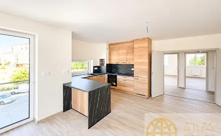 Pronájem bytu 3+kk 77 m²