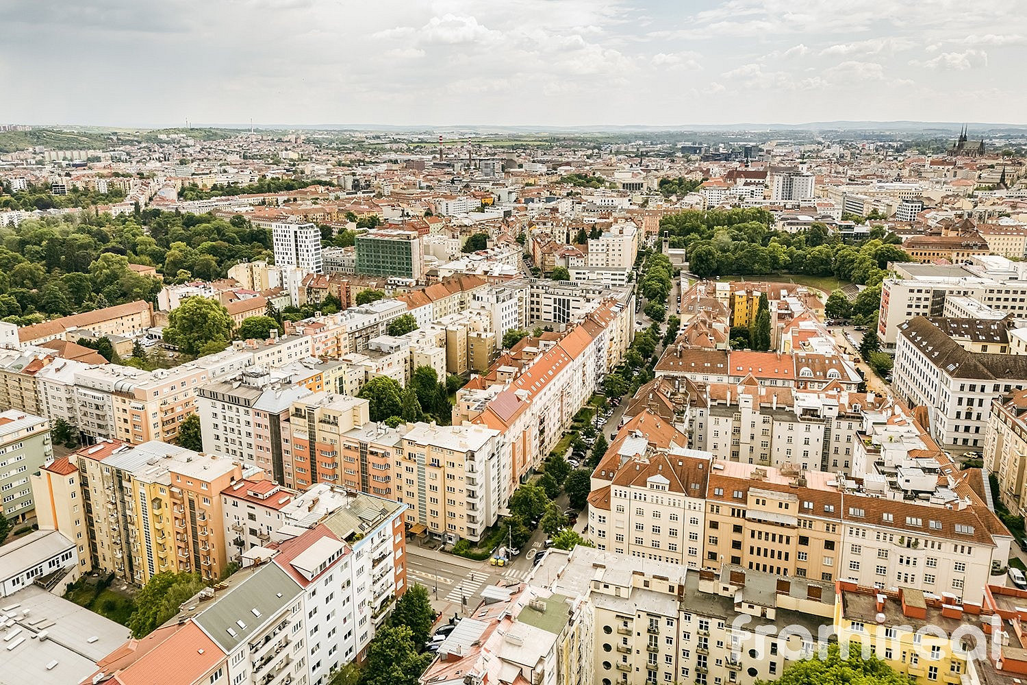 Prodej garáže 18 m2, brno - veveří — photo 4