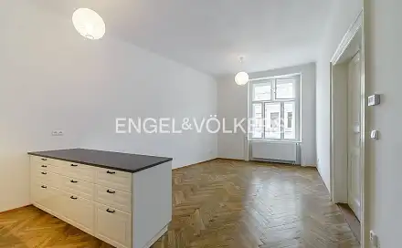 Pronájem bytu 3+kk 88 m²