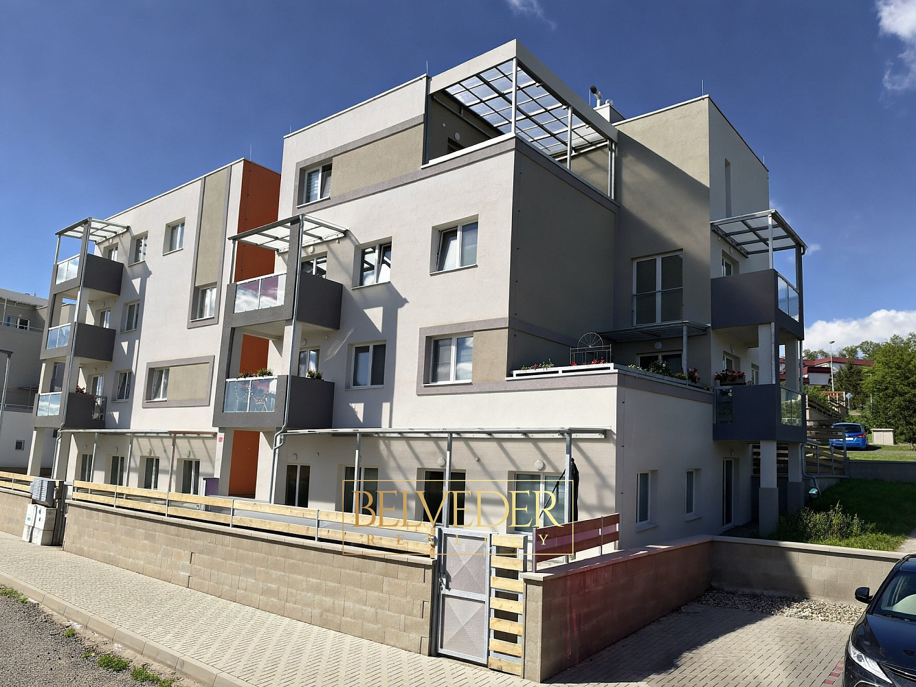 Pronájem bytu 3+kk 73 m²