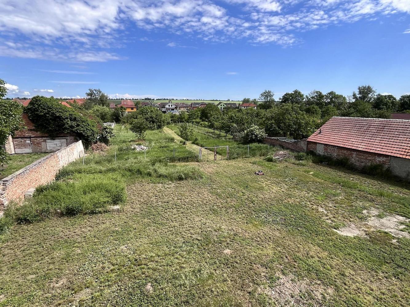 Prodej stavebního pozemku 2 487 m²