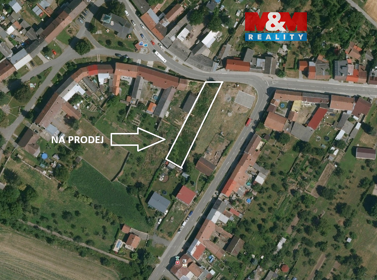 Prodej stavebního pozemku 1 072 m²