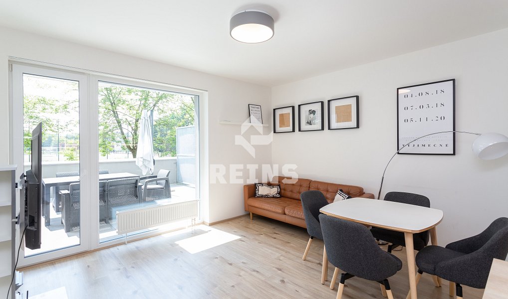 Prodej bytu 4+kk 146 m², Praha – náhled fotky 8