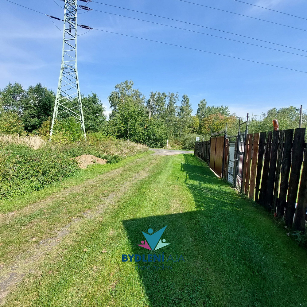 Prodej stavebního pozemku 1 374 m²