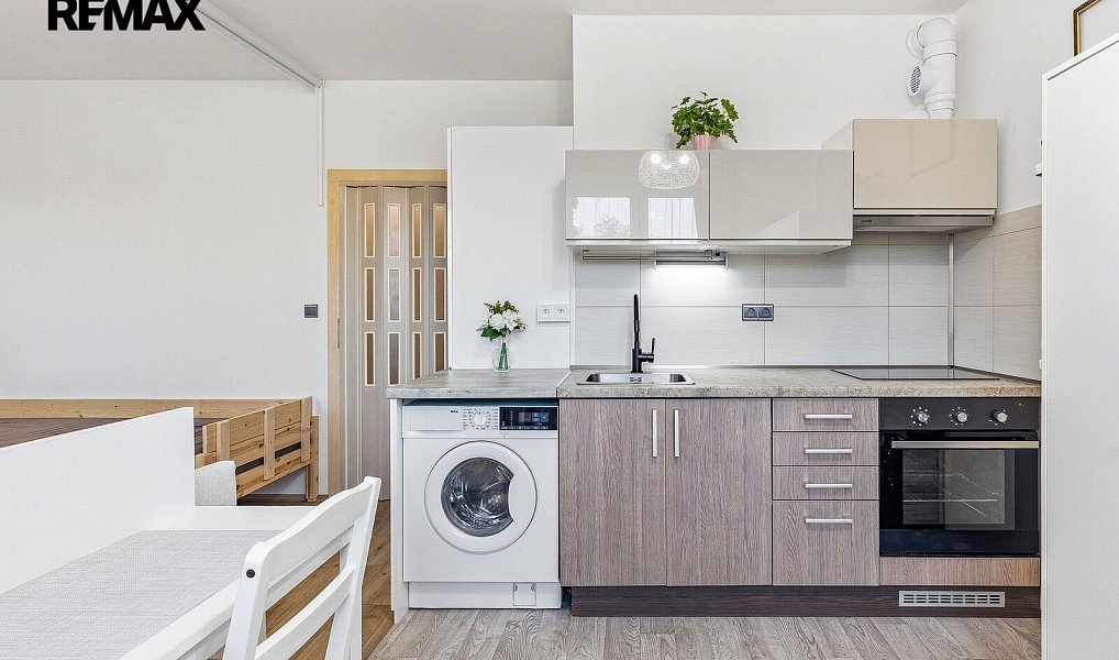 Pronájem bytu 1+kk 30 m², Brandýs nad Labem-Stará Boleslav – náhled fotky 4
